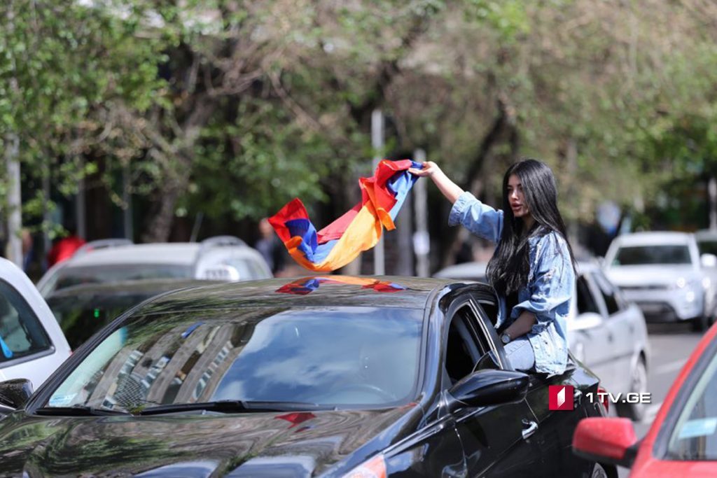 Protesters moved to Police department, where Armenian protest leaders are kept