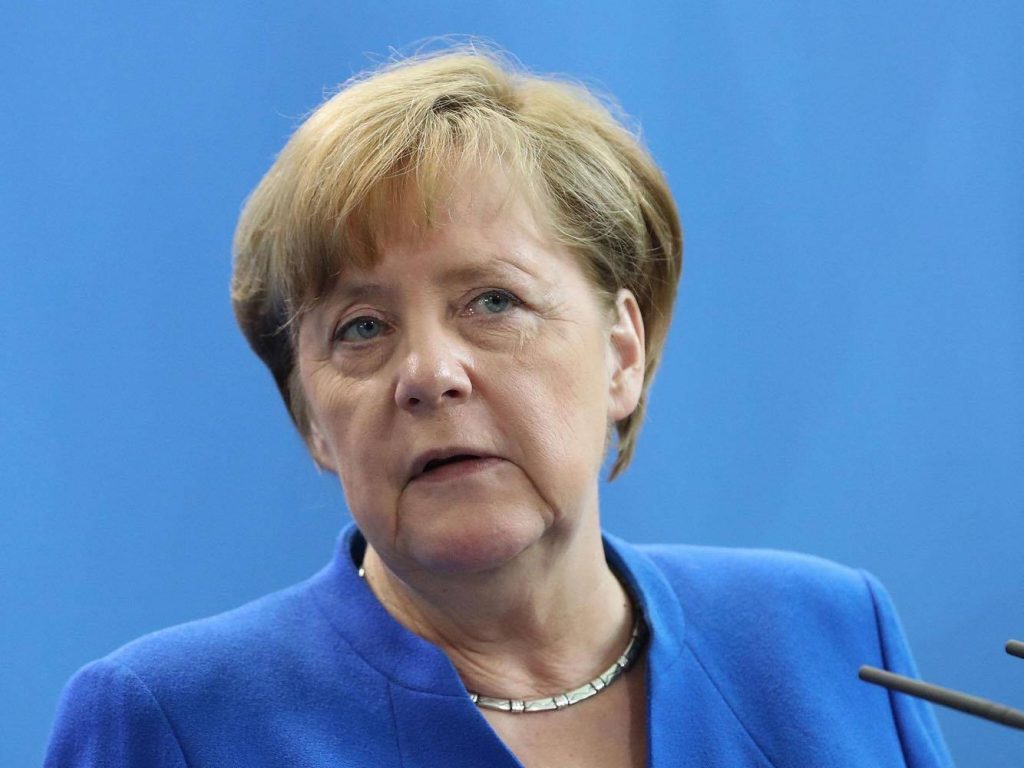 Angela Merkel - Almaniya Suriyəyə aviazərbələr endirən ABŞ-ı, Fransayı və Böyük Britaniyayı dəstəkləyir