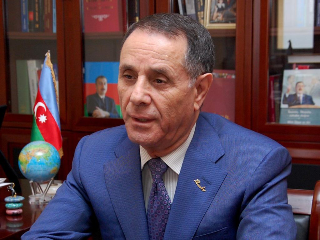 Азербaиџьaн Аҧызa-министр ҿыц дрымоуп