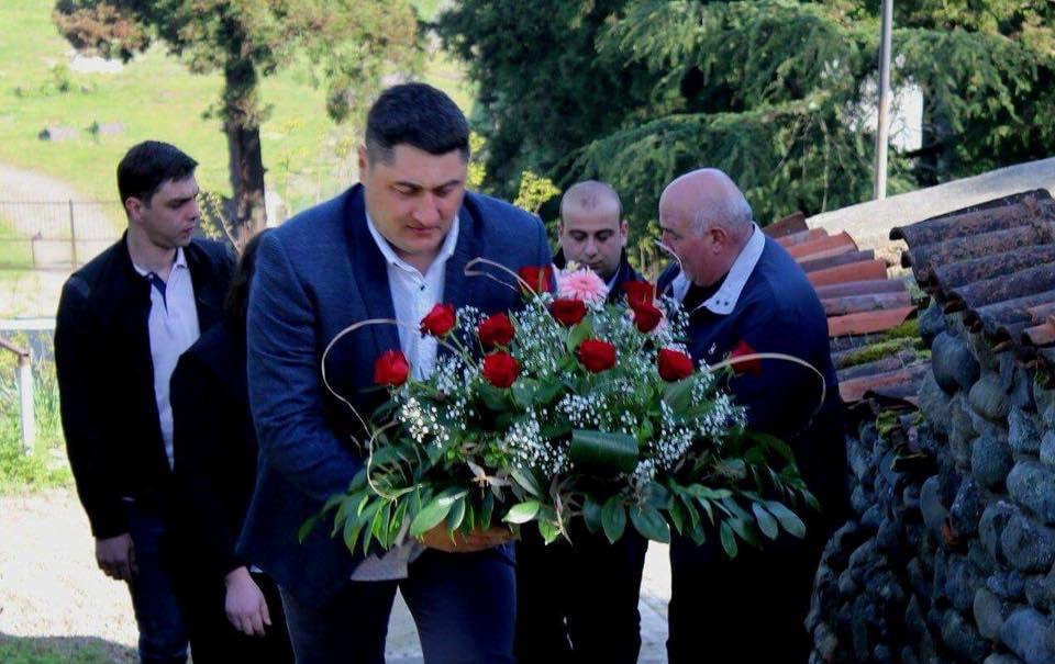 Представители местных властей Гурии почтили память погибших 9 апреля Нино Тоидзе и Нато Гиоргадзе