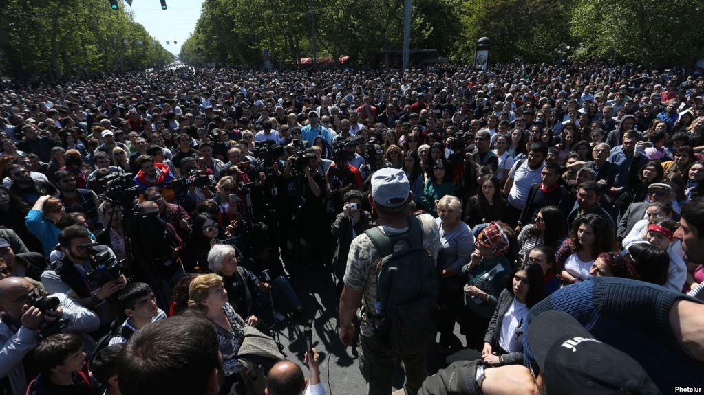 По данным местных СМИ, акция сторонников оппозиции в Ереване возобновится в ближайшие часы