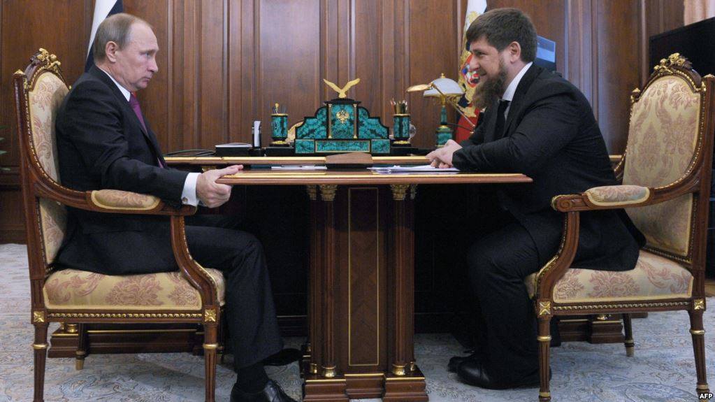Парламент Чечни подготовил законопроект, который даёт право президенту России, занимать должность три срока подряд
