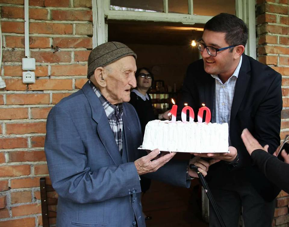 В Мартвили ветерана Второй мировой войны поздравили со 100-летним юбилеем