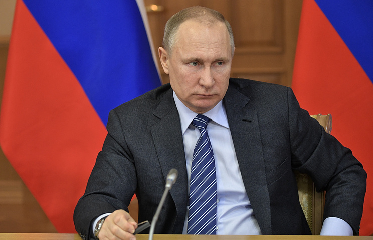 Владимир Путин поздравил Никола Пашиняна с избранием на пост премьер - министра Армении