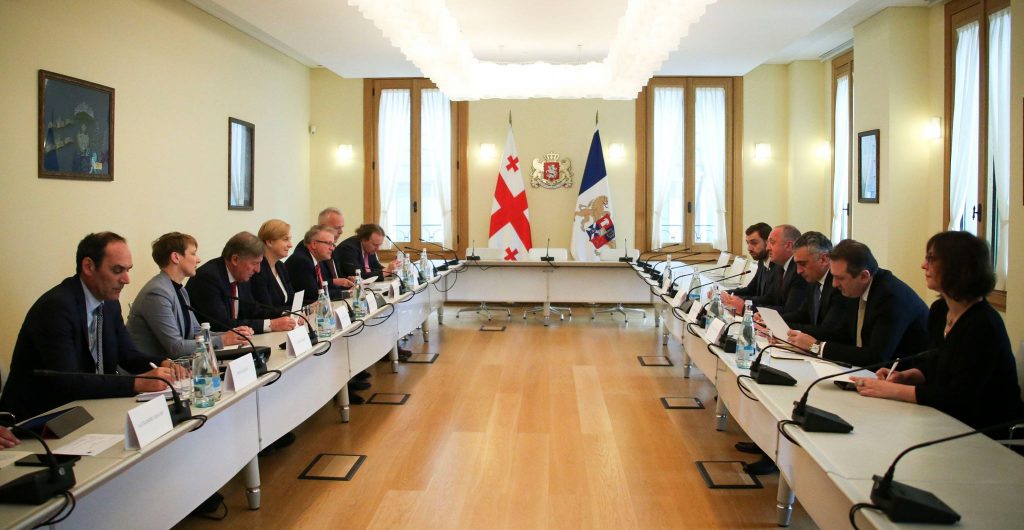Администрация президента - Георгий Маргвелашвили обсудил с европарламентариями вопрос упразднения Совета безопасности на фоне вызовов перед Грузией