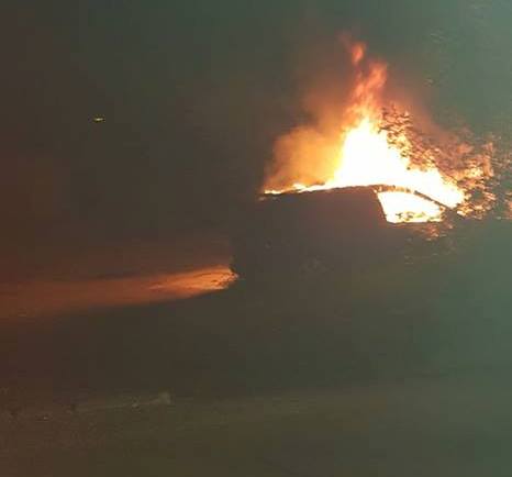 В Диди Дигоми загорелись два автомобиля