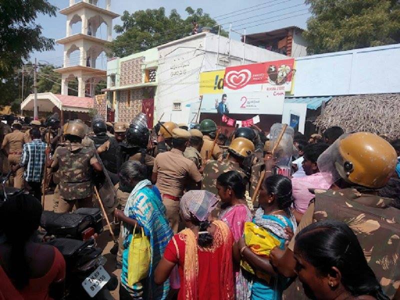 Հնդկաստանում ոստիկանները կրակ են բացել ցուցարարների ուղղությամբ