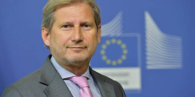 Еврокомисар Йоханнес Хан завтра посетит Украину
