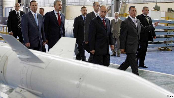 CNBC - Российская крылатая ракета "имеющая неограниченный радиус действия" упала пролетев всего 35 километров