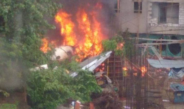 В Мумбаи упал самолет принадлежащий правительству, погибли пять человек