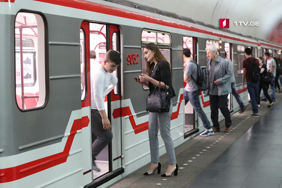 Թբիլիսիի մետրոն վերսկսել է աշխատանքը - ֆոտոշարք