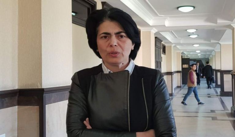 Мать Левана Дадунашвили - В случае Дато Саралидзе, что получается, кто перерезал артерию, только тот убийца?