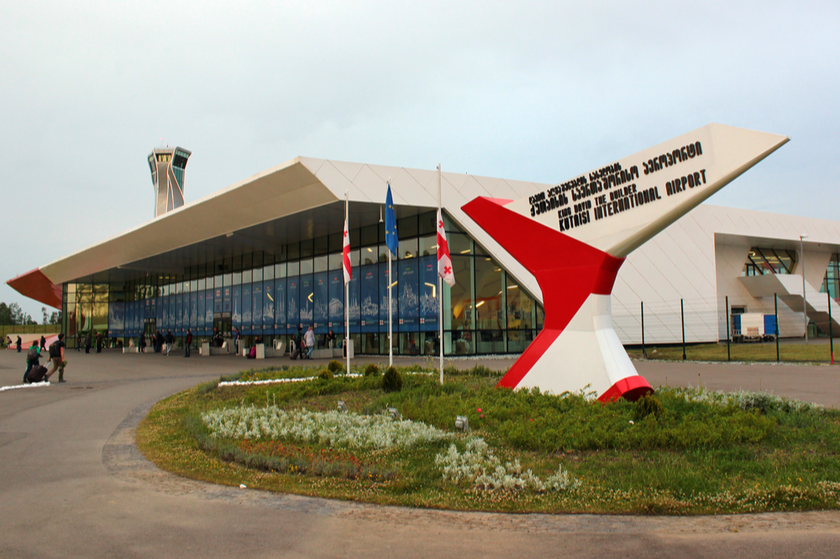 Кутаисский аэропорт – Отмена рейса Кутаиси-Барселона связана с техническими перебоями