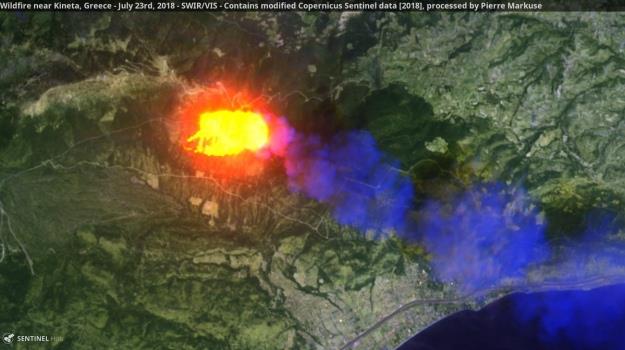 Лесные пожары в Греции видны из космоса
