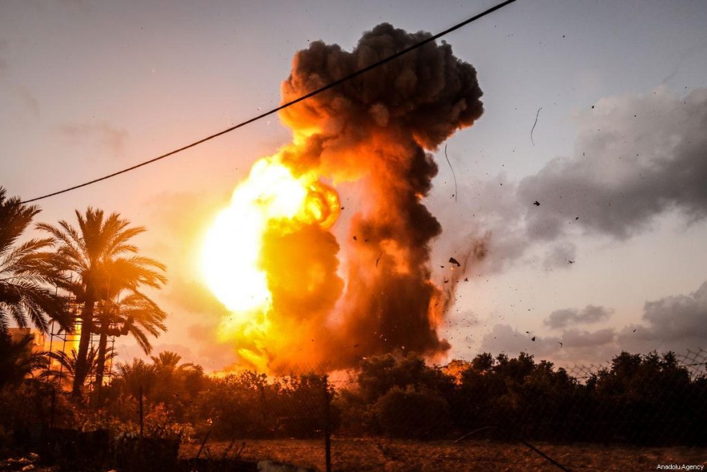 После атаки израильской авиации «ХАМАС» выражает готовность прекратить огонь
