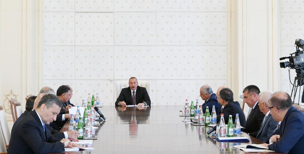 Ильхам Алиев поблагодарил правительство Грузии за подачу электроэнергии