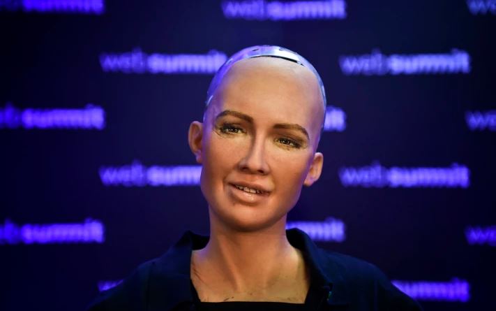 Tbilisidə "Açıq idarəçilik partnyorluğunun" sammitində humanoid robot Sofiya da iştirak edəcək