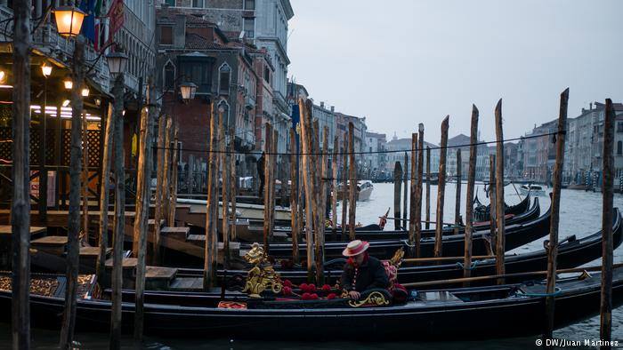 В Венеции участились инциденты из-за большого количества катеров в лагуне