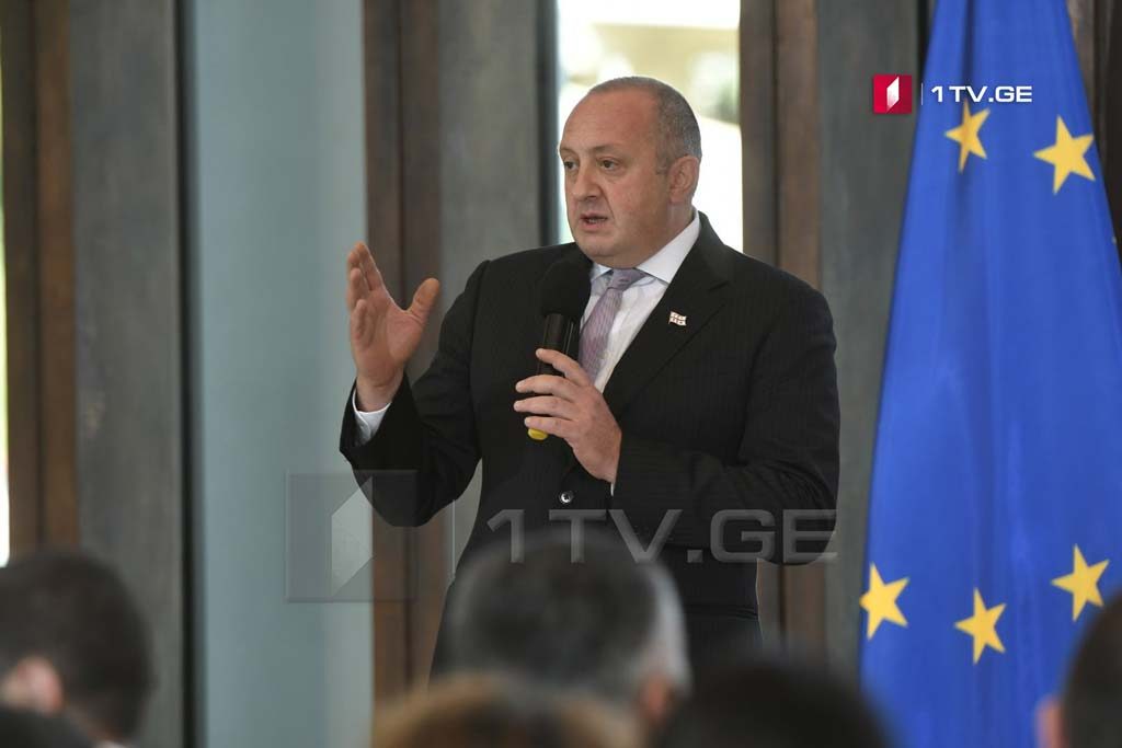 Վրաստանի նախագահը պատվո շքանշան է հանձնել հույն բարերար Մարիաննա Վարդինոյաննիսին