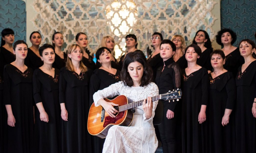 Katie Melua begins tourney with Gori Choir