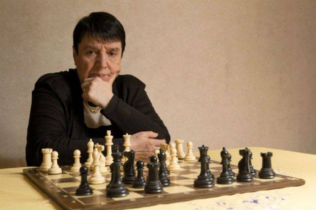 Нона Гаприндашвили стала чемпионкой Европы по шахматам среди ветеранов