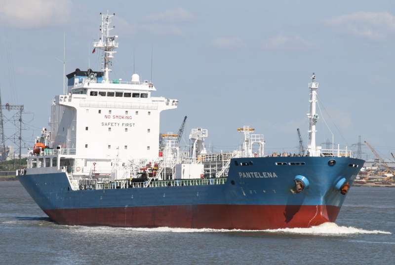 В компании "Иалкани" заявляют, что корабль, на котором находятся 17 грузинских моряков, предположительно, похитили пираты