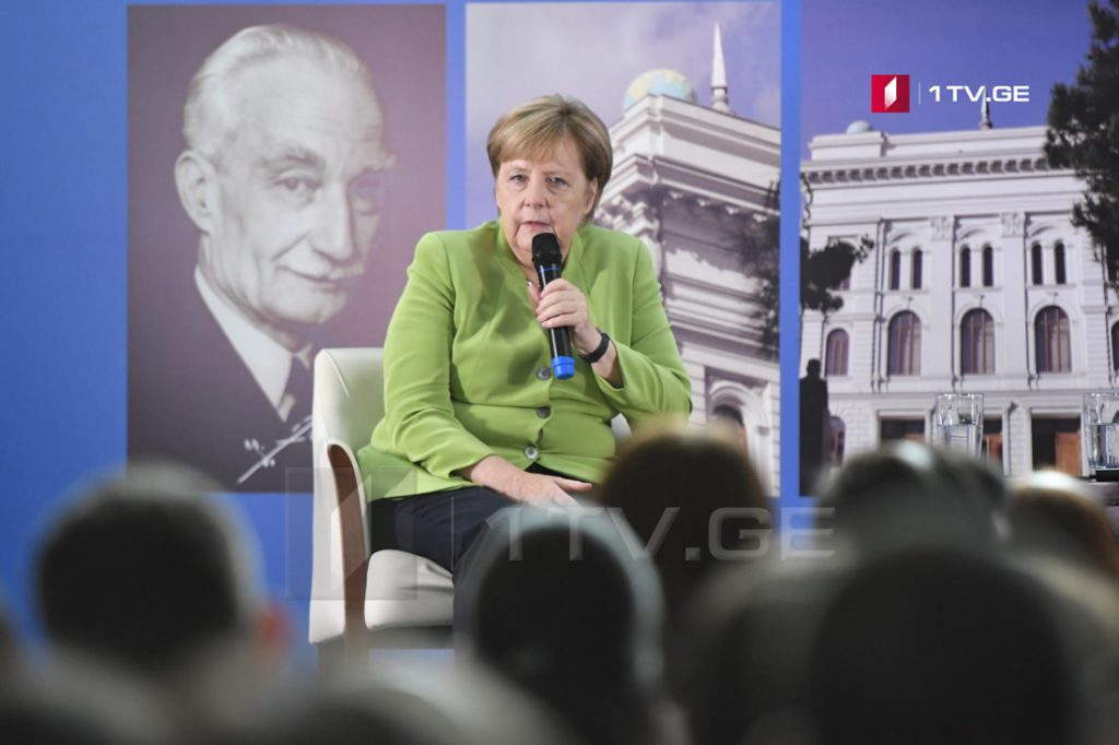 Ангела Меркель: Позиция Германии такова - мы не можем говорить о быстром вступлении Грузии в НАТО в контексте Абхазии и Южной Осетии