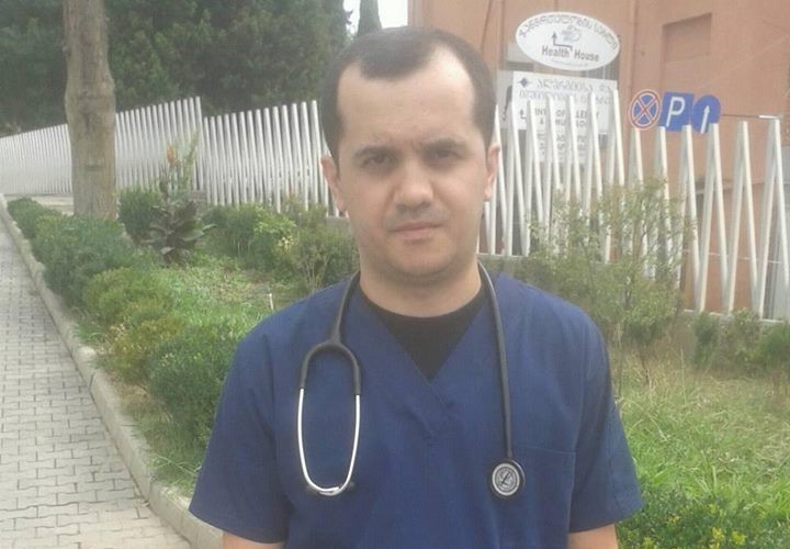 Один из солдат, пострадавший в Коджорской военной части, остается под наблюдением врачей в клинике Ингороква