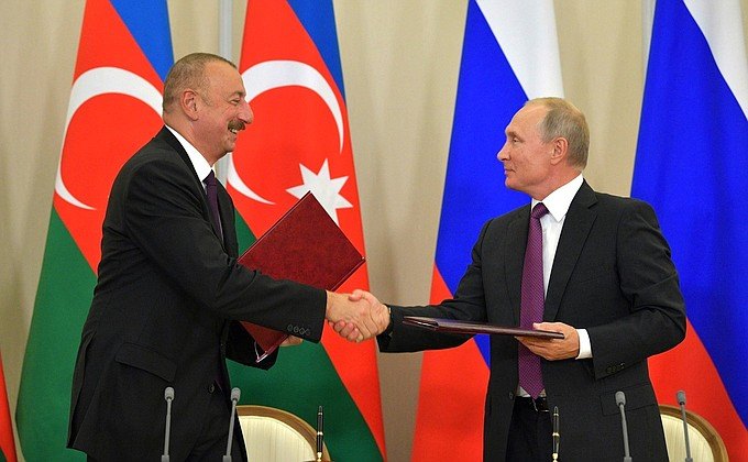 Азербайджан закупил у России военную продукцию на пять миллиардов долларов