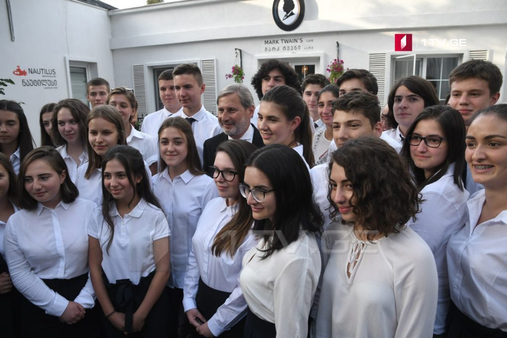 "Евроньюс" подготовил репортаж в связи с открытием "Европейской школы" в Тбилиси