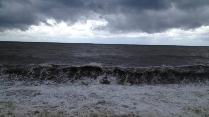 На Черном море бушует пятибалльный шторм