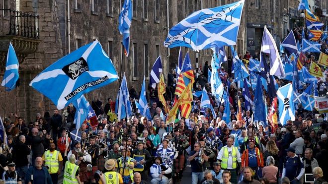 В Эдинбурге прошла  демонстрация за независимость Шотландии