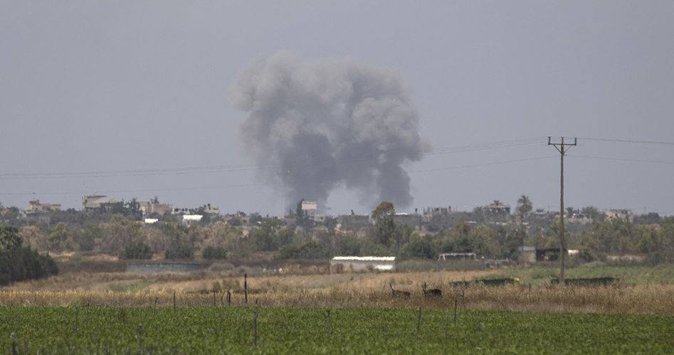 Израильская авиация в ответ атаковала Сектор Газа
