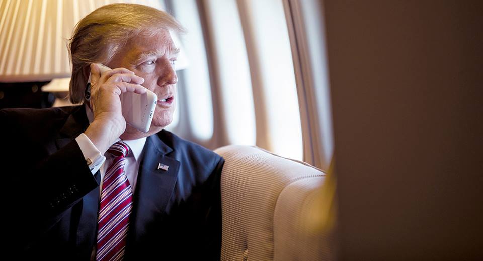 "Вашингтон пост" - Телефон Дональда Трампа прослушивается Россией и Китаем