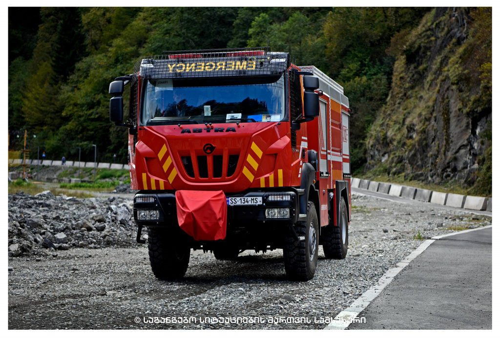 Новые машины для тушения лесных пожаров распределены по шести депо дополнительно