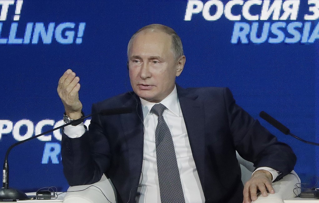 Владимир Путин - Складывается впечатление, что если Украина попросит младенцев на завтрак, то им, наверное, подадут 
