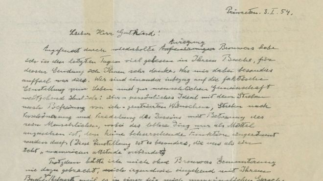 Рукопись Альберта Эйнштейна – «Письмо о Всевышнем» продали на аукционе Christie's за 2,9 миллиона долларов