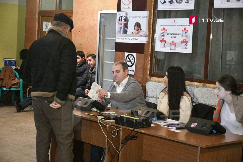 Հայաստանում արտահերթ խորհրդարանական ընտրություններն ընթանում են խաղաղ միջավայրում