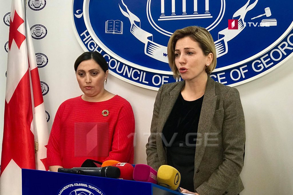 Ana Dolidze and Nazi Janezashvili applying to parliament