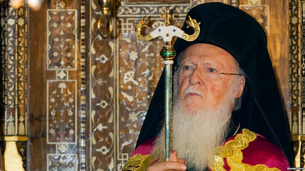 Вселенский Патриарх подписал Томос о предоставлении автокефалии Православной церкви Украины