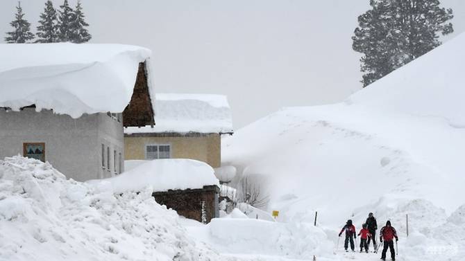 Три человека стали жертвами снегопада в Австрии