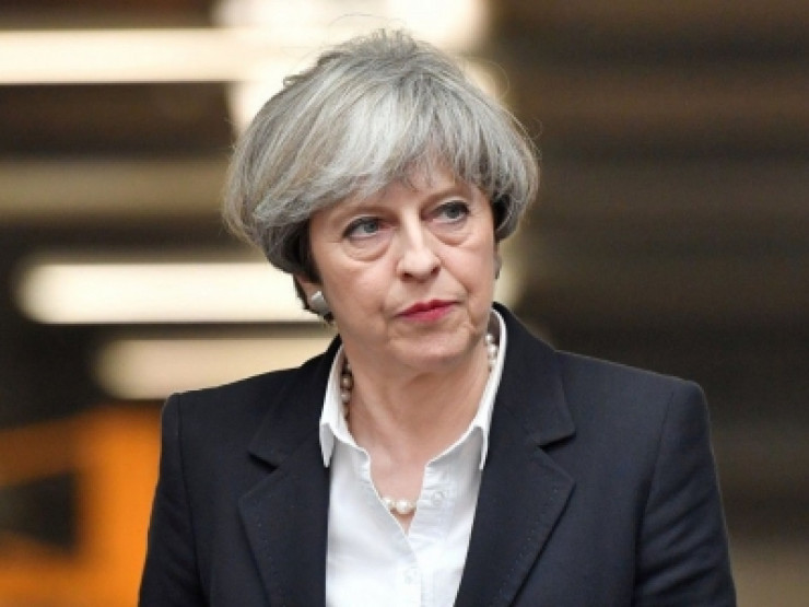 Тереза Мэй заявляет, что Британия не отменит сроки выхода из Евросоюза