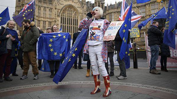 Согласно исследованию, количество британцев желающих остаться в Евросоюзе достигло рекордного показателя