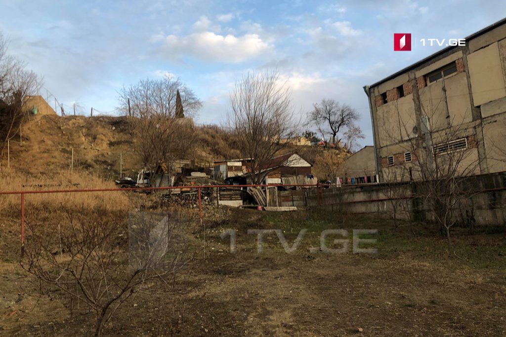 Tbilisidə dörd yaşlı qız uşağının ölüm faktı ilə bağlı anası həbs edildi