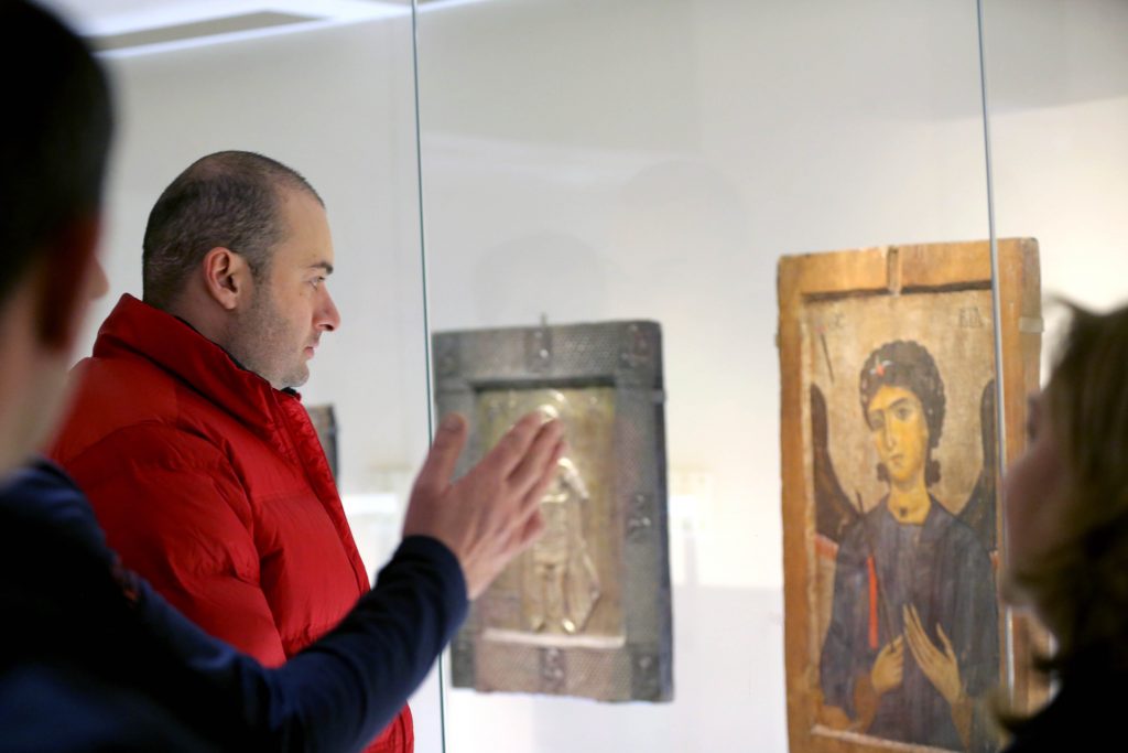 Мамука Бахтадзе осмотрел уникальные экспонаты в историко-этнографическом музее Сванети