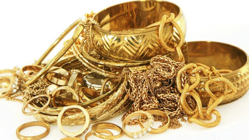 В «Сарпи» и «Карцахи» обнаружили недекларированные золотые изделия