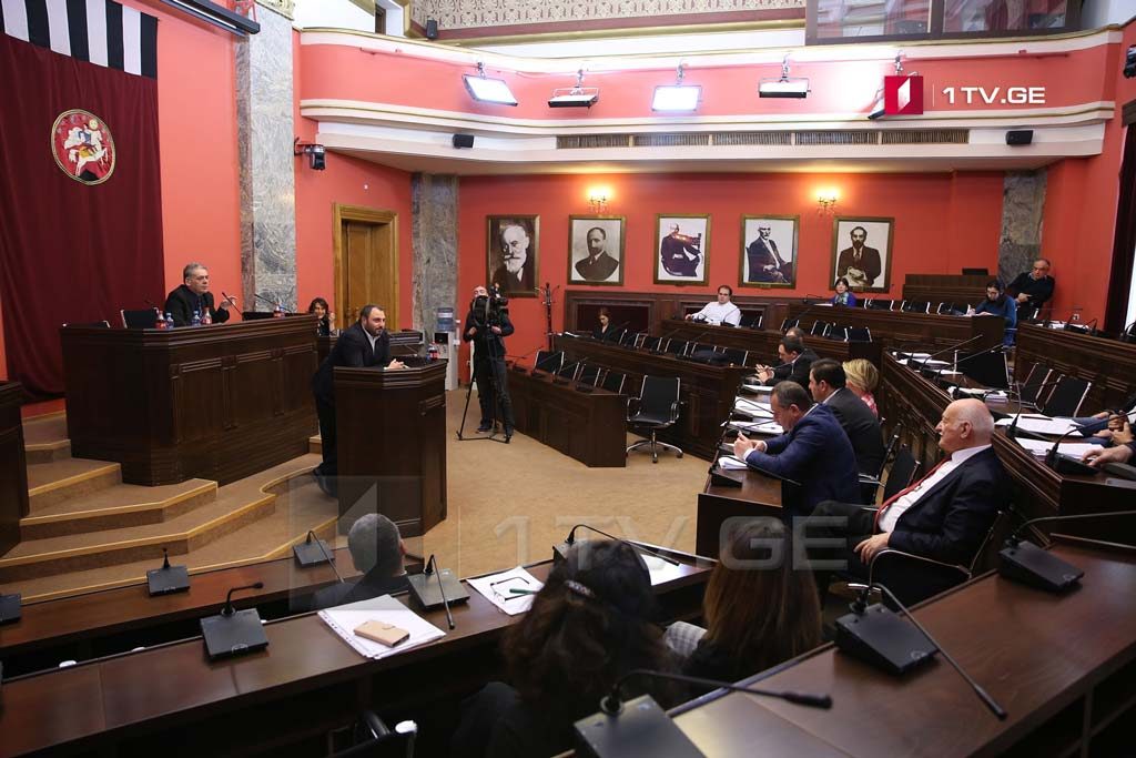 Законопроект «О накопительной пенсии», подготовленный «Социал-демократами», провалился на заседании отраслевого комитета