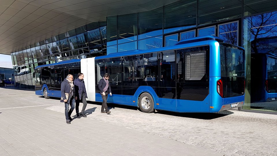 Tbilisiyə 18 metrlik avtobusların gətirilməsi planlaşdırılır