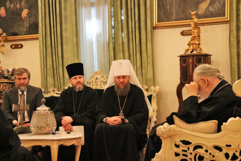 Патриархия - Илия Второй принял представителей Украинской церкви (Московский патриархат)