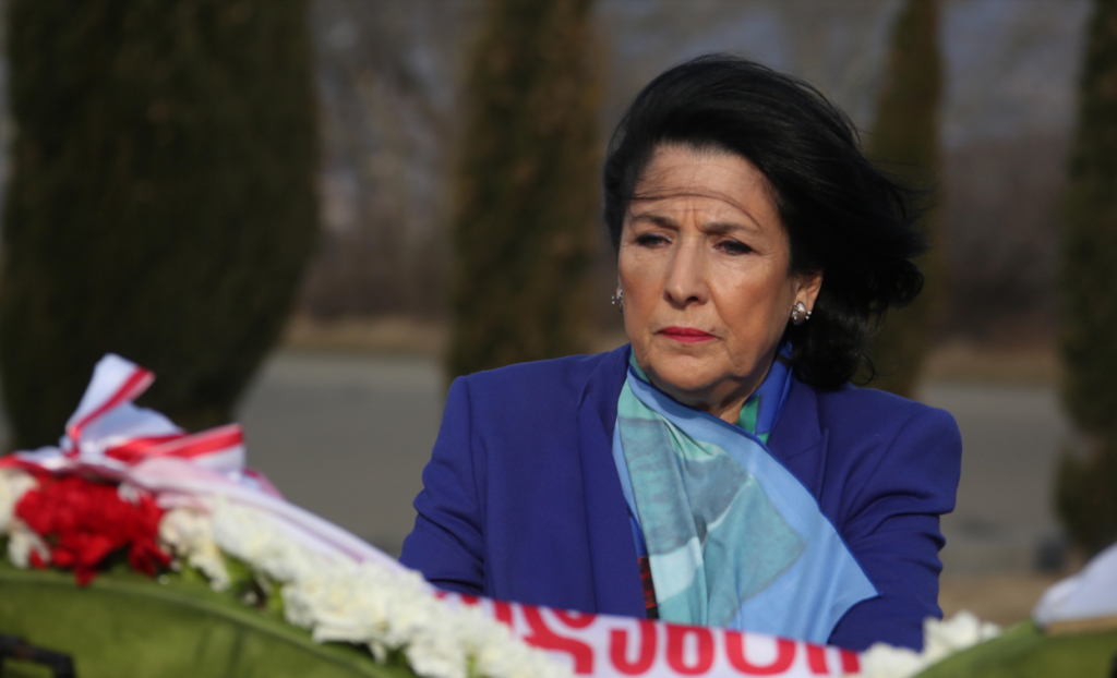 Саломе Зурабишвили почтила память Арчила Татунашвили